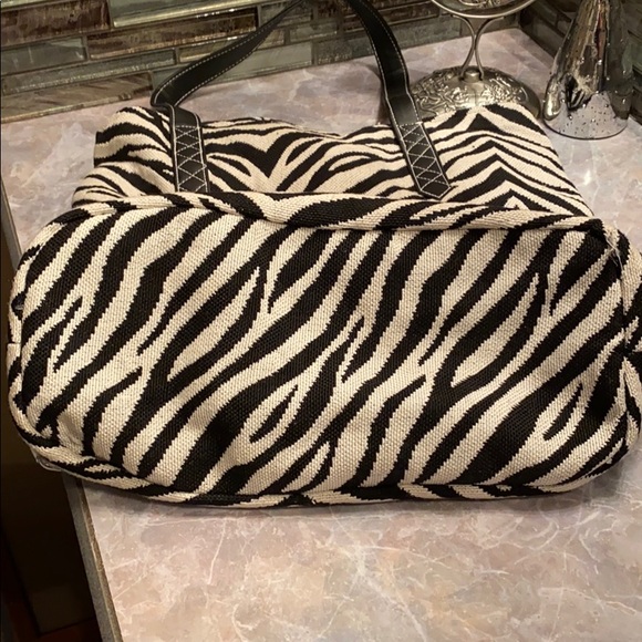 Zebra Print Tote Bag - Picture 4 of 5